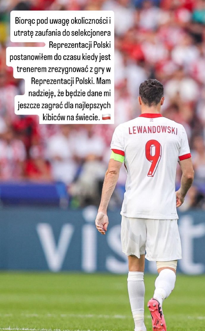 乐鱼体育APP-莱万多夫斯基意外战胜TL，战术调整引爆全场！引发球迷热议-乐鱼体育APP