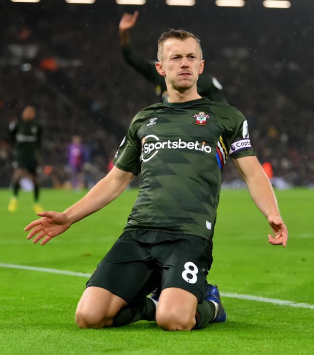 转会期西汉姆备战全明星赛，内部沟通细节曝光，引发热议，赛程密集仍需轮换的简单介绍